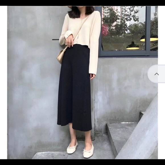 Dresses & Skirts - Skirt